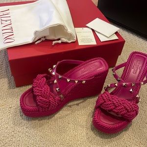 New in box Valentino Garavani Torchon espadrille wedge in rose violet sz 37 $920